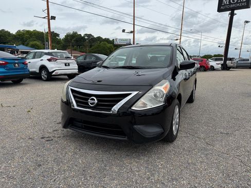 Used 2017 Nissan Versa S Plus FWD image 7