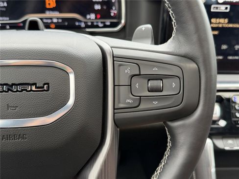 Used 2025 GMC Sierra 1500 Denali Ultimate AWD/4WD image 22