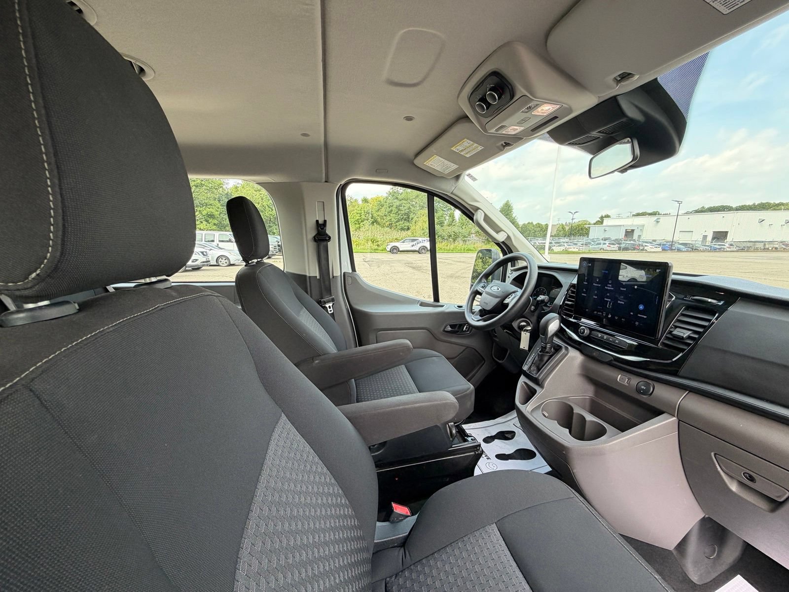 Used 2023 Ford Transit 350 XLT RWD image 40