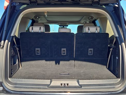 Certified 2024 Ford Expedition Limited image 12