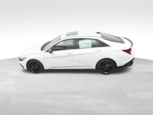 New 2026 Hyundai Elantra SEL Sport Premium FWD image 25