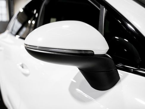 Used 2020 Porsche Cayenne S image 45