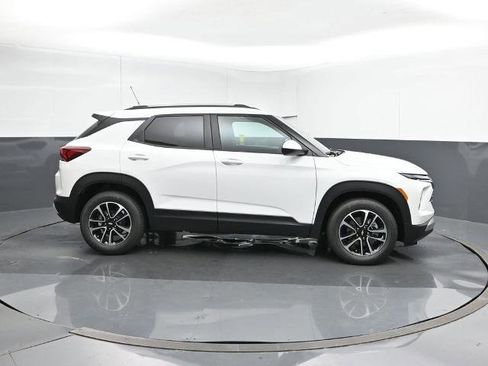 New 2026 Chevrolet TrailBlazer LT w/ Convenience Package image 6