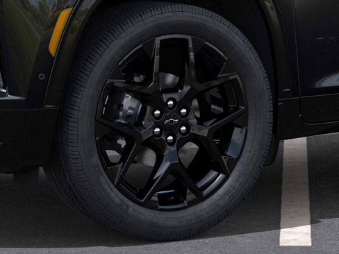 New 2026 Chevrolet Traverse RS w/ LPO, Floor Liner Package image 9