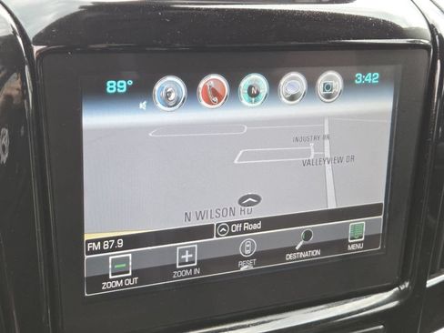 Used 2019 Chevrolet Traverse RS FWD image 3