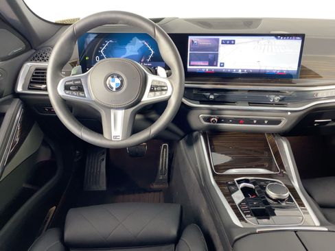 Used 2026 BMW X6 xDrive40i image 4