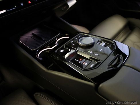 New 2026 BMW 530i xDrive w/ M Sport Package image 24