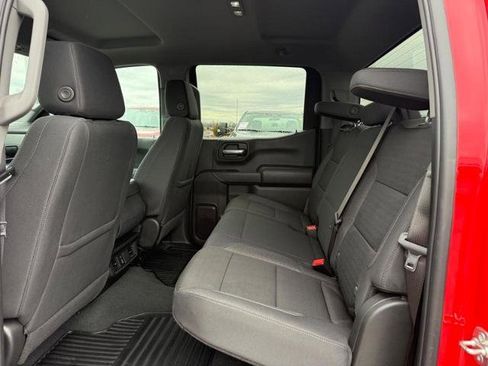 Used 2025 Chevrolet Silverado 1500 Custom Trail Boss w/ Turbomax Blackout Package AWD/4WD image 11