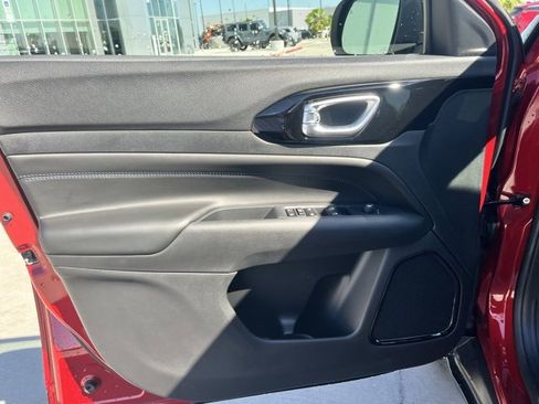 New 2026 Jeep Compass Limited image 16