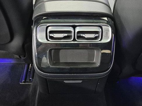 Used 2022 Mercedes-Benz S 500 4MATIC w/ AMG Line Package image 18