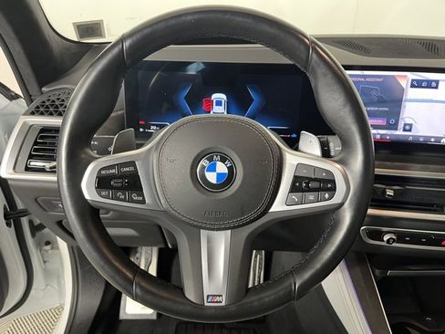 Used 2024 BMW X5 xDrive40i w/ M Sport Package image 12