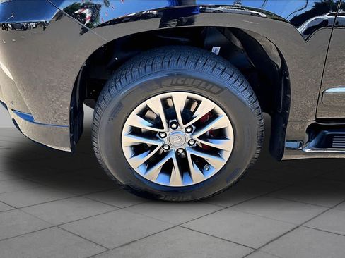 Used 2017 Lexus GX 460 Luxury AWD/4WD image 10