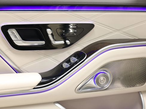 Used 2022 Mercedes-Benz Maybach S 580 4MATIC image 55