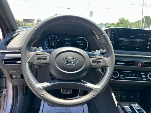Used 2023 Hyundai Sonata SEL Plus FWD image 18