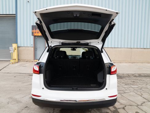 Used 2019 Chevrolet Equinox LT image 16