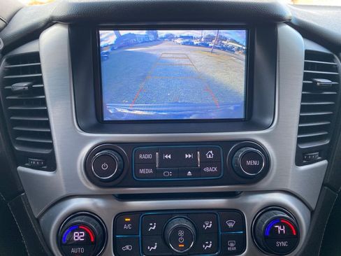 Used 2019 GMC Yukon SLT image 14