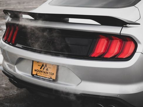 Used 2018 Ford Mustang GT Premium image 11