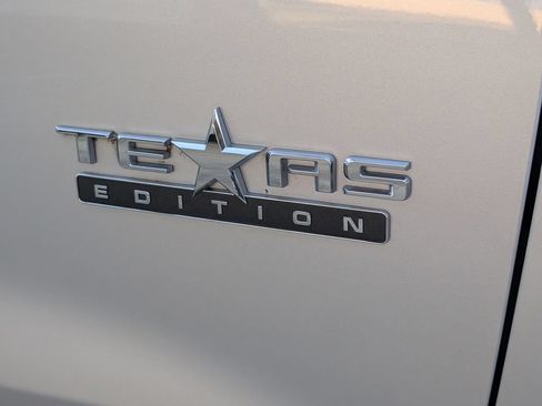 Certified 2022 Chevrolet Silverado 1500 LTZ w/ Technology Package RWD image 35