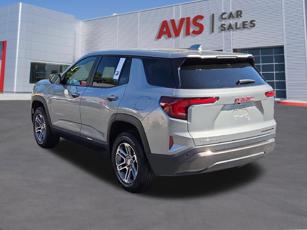Used 2026 GMC Terrain Elevation FWD image 9