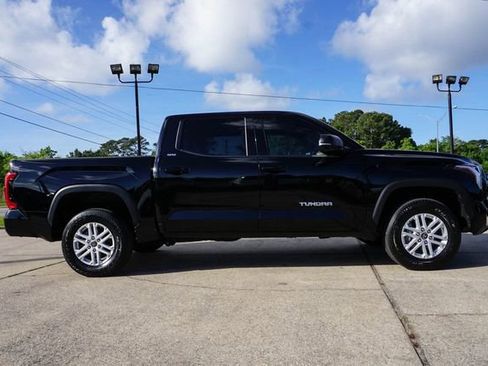 Used 2023 Toyota Tundra SR5 w/ SR5 Premium Package image 3
