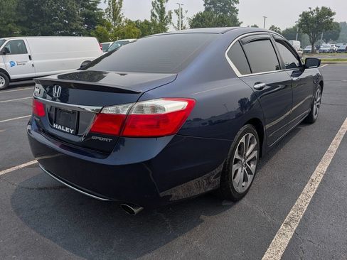 Used 2015 Honda Accord Sport image 21