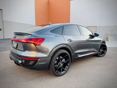 Used 2024 Audi Q8 e-tron Premium AWD/4WD image 7