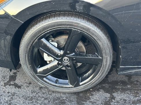 Certified 2023 Nissan Sentra SR w/ Midnight Edition Package image 10