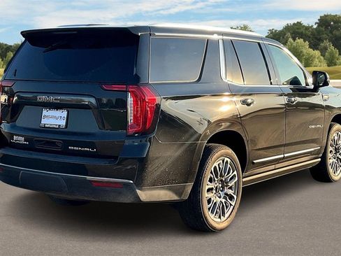 Used 2023 GMC Yukon Denali Ultimate image 12