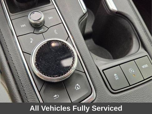 Used 2019 Cadillac XT4 Premium Luxury FWD image 26