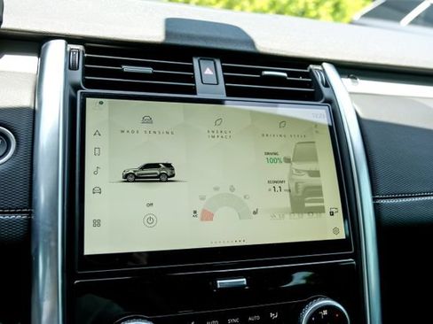 New 2026 Land Rover Discovery Limited Edition AWD/4WD image 45