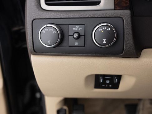 Used 2013 GMC Sierra 2500 Denali w/ Suspension Package, Off-Road image 40