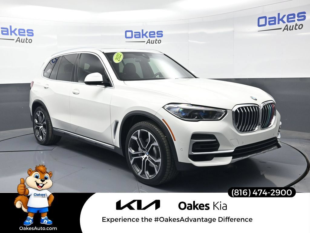 Used 2022 BMW X5 xDrive40i w/ Executive Package AWD/4WD image 1
