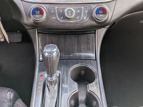 Used 2016 Chevrolet Impala LT w/ Leather Package image 21