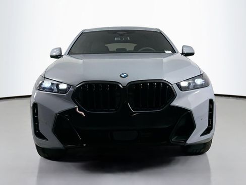 New 2026 BMW X6 xDrive40i w/ Climate Comfort Package image 2