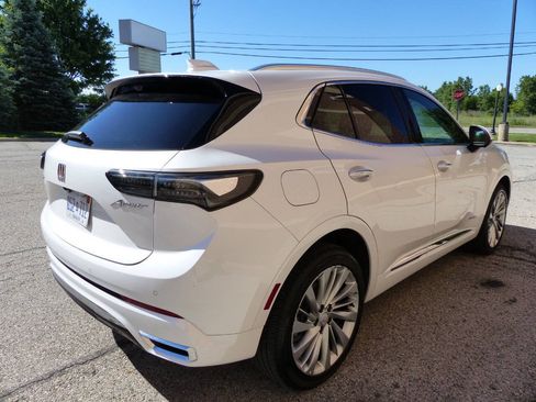 Used 2025 Buick Envision Avenir AWD/4WD image 11