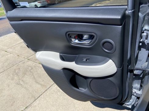 Used 2025 Honda HR-V EX-L image 51