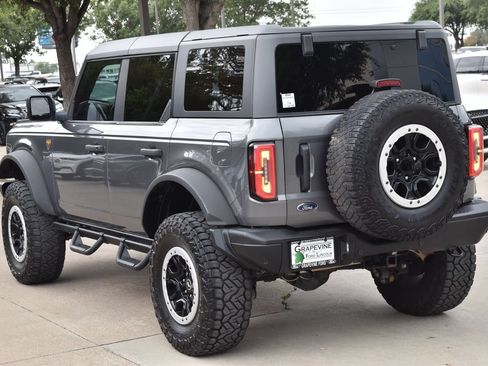 Used 2023 Ford Bronco Badlands AWD/4WD image 10