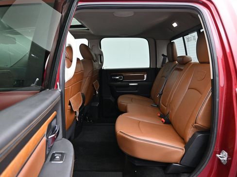 Used 2015 RAM 2500 Longhorn w/ Convenience Group AWD/4WD image 11