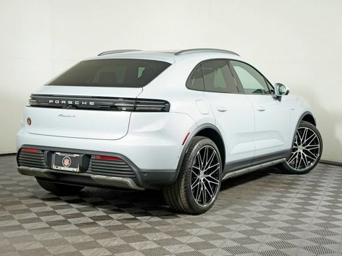 Used 2026 Porsche Macan 4 Electric AWD/4WD image 7