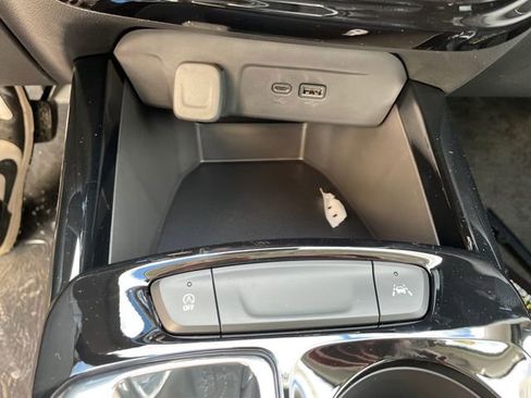 New 2026 Chevrolet Trax LT image 31