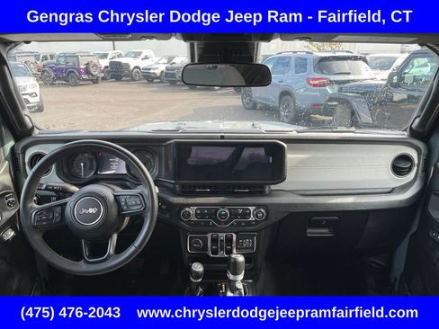 Used 2024 Jeep Wrangler Unlimited w/ Convenience Group AWD/4WD image 55