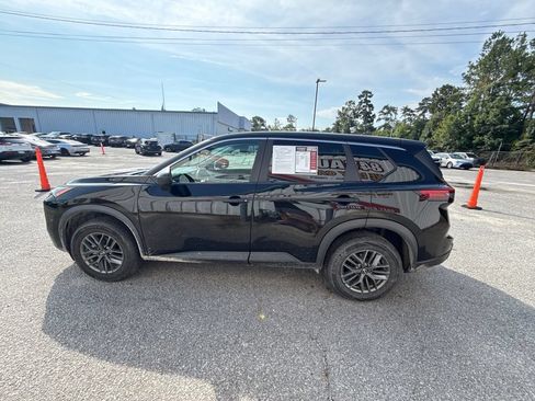 Used 2024 Nissan Rogue S FWD image 5