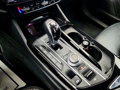 Used 2017 Maserati Levante 3.0L image 16