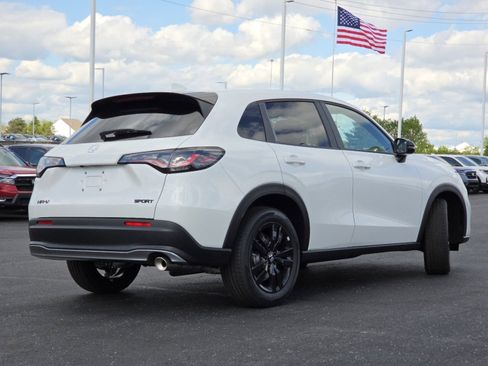 New 2026 Honda HR-V Sport image 17