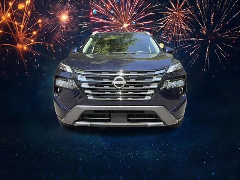 Certified 2024 Nissan Rogue SL w/ SL Premium Package FWD image 8