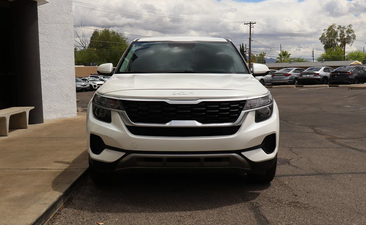Used 2023 Kia Seltos LX AWD/4WD image 16