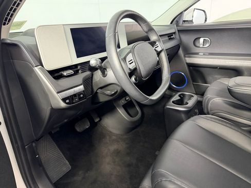 Used 2023 Hyundai Ioniq 5 Limited image 18