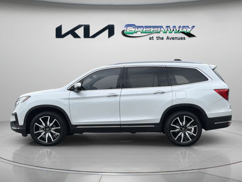Used 2021 Honda Pilot Touring image 3
