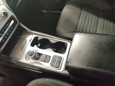 Used 2021 Ford Explorer XLT RWD image 26