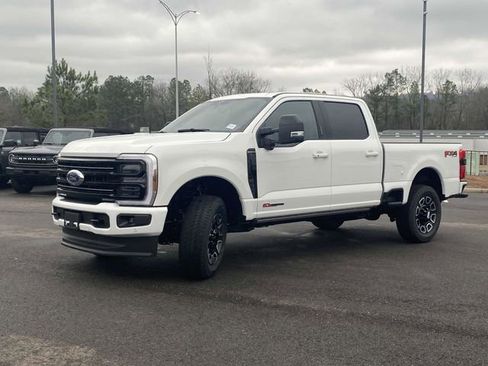 New 2026 Ford F250 Platinum AWD/4WD image 7